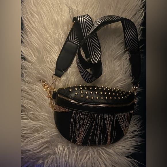 Crossbody bag‼️Excellent condition used once. - Picture 5 of 5